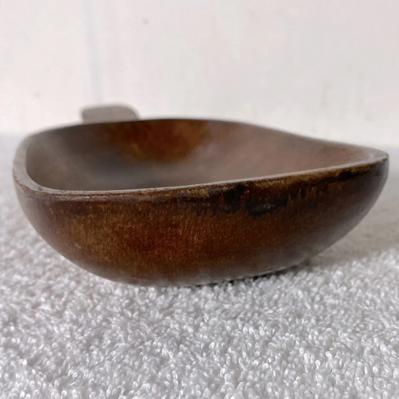 Vintage Carved Wood  Bowl With Handle - Picture 12 of 15